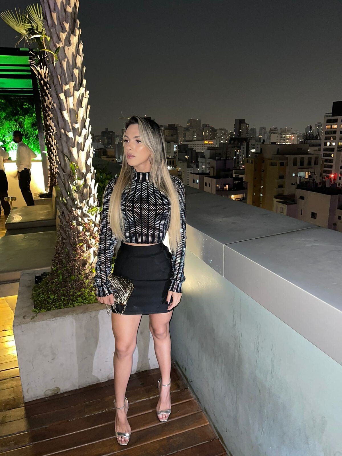 תל אביב והאזור קארינה - תמונה 1